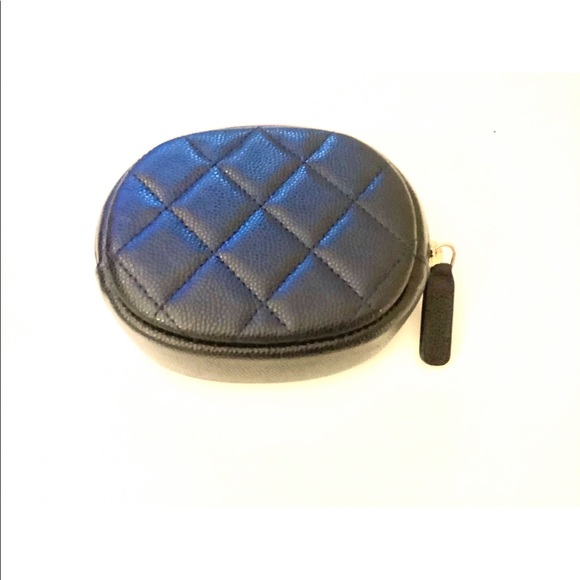 CHANEL NIB Caviar Quilted Zip Around Classic O-Coin Purse (Navy) - Picture 10 of 12